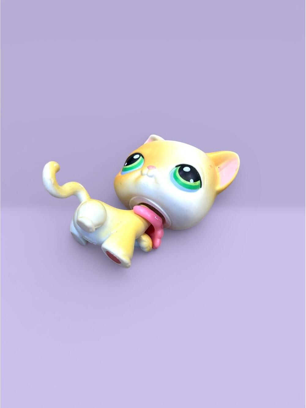 Littlest Pet Shop LPS Shorthair Cat #73 with Necklace Accessory - Picture 6 of 6